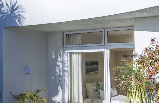 Bay Reflections - Luxury Serviced Apartments - Photo 29