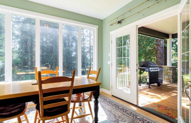 Westside Waterfront View Home - Avantstay Hot tub - Foto 9