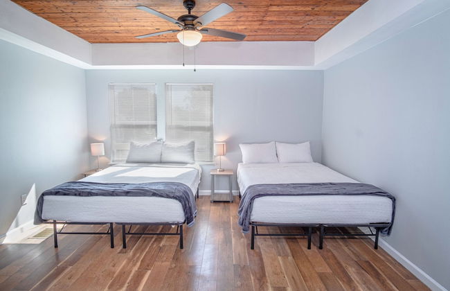 Magnificent Large Home Near Downtown - Foto 7