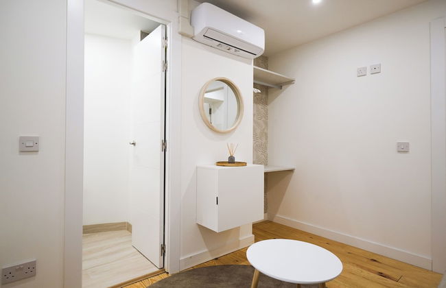 Main Street Suites-Hosted by Sweetstay - Photo 36