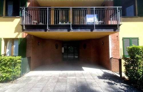 Modern Viggi Suite Home - Photo 22