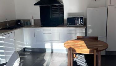 Chez Ambre et Lulu - Appartement centre ville avec piscine - Foto 5