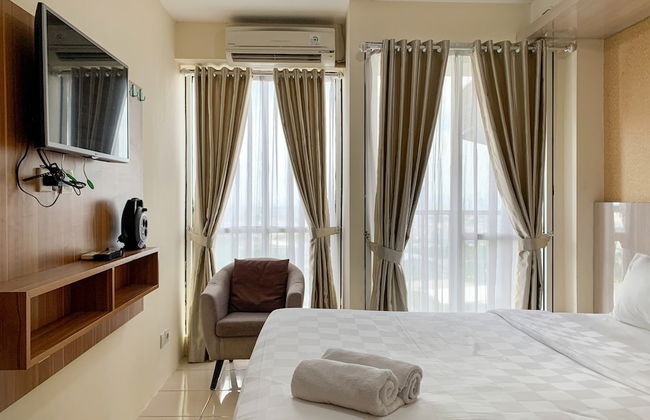 Modern Look And Comfy Studio Tifolia Apartment - Foto 6