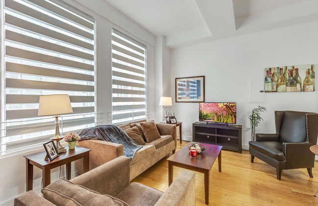 Stylish Deluxe 1BR At HWH by Oneluxstay - Foto 7