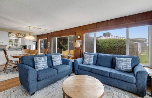 Water's Edge Oceanside Home - Foto 9