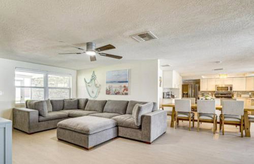 Home With Heated Pool Near Beaches - Foto 2