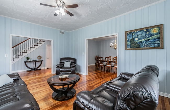 A Large Tropical 7 Bedroom Estate by RedAwning - Foto 21