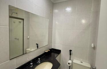 Camboinhas - Piscina e Garagem na Rua da praia - Foto 16