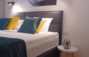 Amare Apartments - Photo 19