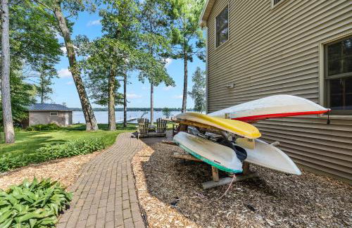 Family-Friendly 5BR House by the Lake - Foto 22