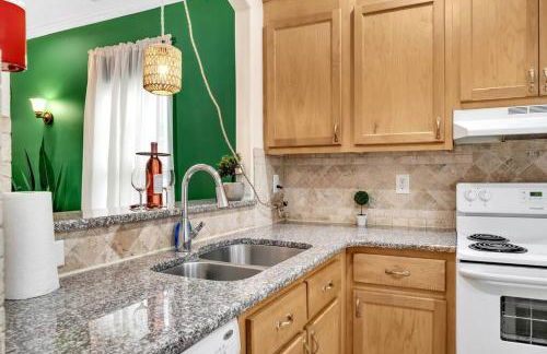 Cozy 2B Townhouse - Hot Tub - Foto 19