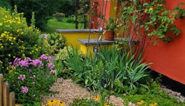 Villa Kunterbunt: Urgemütlich und fast perfekt - Foto 2, Garden view