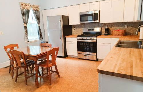 Huge 2 Bedroom House in the Heart of Northside! - Foto 4