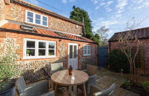 The Flints - Photo 19