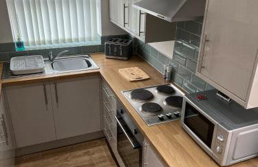 3 Bedroom House Sleeps 7 Ideal for Long Stays and Business Trips - Foto 3