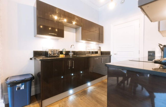 Gorgeous & Centrally Located 2BD Flat, Manchester! - Foto 8