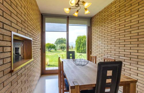 Can Noguer – Casa con piscina y jardín - Photo 17