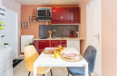 L'IMPERIAL - NETFLIX I BILLARD I WIFI I CENTRE-VILLE - Cosy & Confort & Design - Foto 9