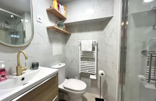 In The Heart Of The City - Cosy Studio - Close to RER - Foto 25