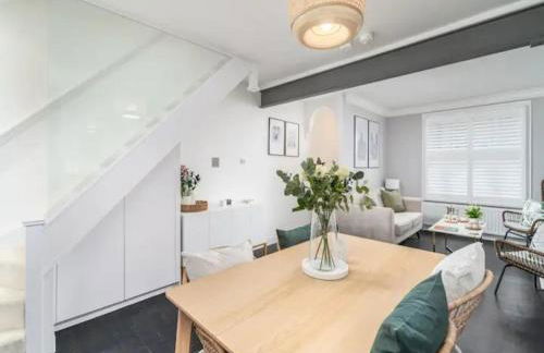 Pass the Keys Luxury 2 Bedroom Townhouse in Central St Albans - Photo 7