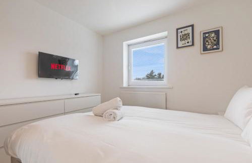 Spacious and Modern 2BR Stay Free Parking and WiFi - Foto 6