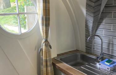 Five Cottages in AONB and an Obbit House! - Foto 15