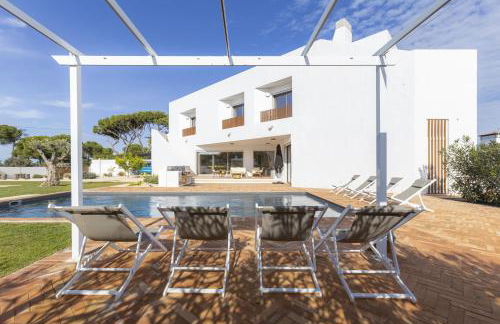 SUNSET VILLA - Luxury villa with superb pool and great views - Foto 59