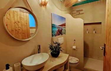 Les Spas de la Mer, Appart&Spa Aloha, 100m de la plage, Plein cœur du Grau - Photo 14