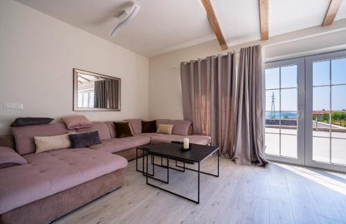 Villa Mirage with Private Heated Pool - Photo 15