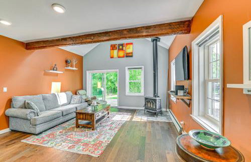 Charming Ballston Spa Home with Sauna and Private Pool - Foto 3