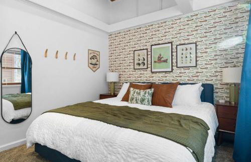 Lake Front ~ Firepit ~ Kayaks ~ SUPs ~ Yard Games - Foto 6