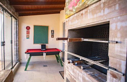 Casa 3 min Shopping Pelotas- Com 1 Suíte, 2 Quartos Climatizados, Piscina e Estacionamento 2 carros - Foto 75