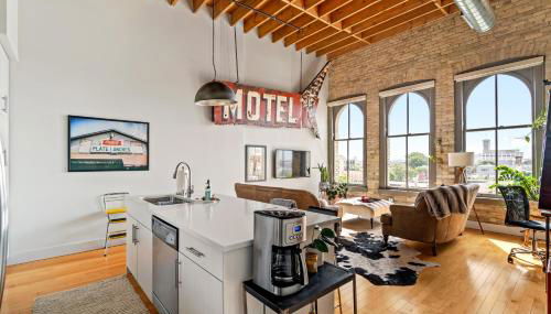 The Goatel - 1 bdrm apartment - Photo 5