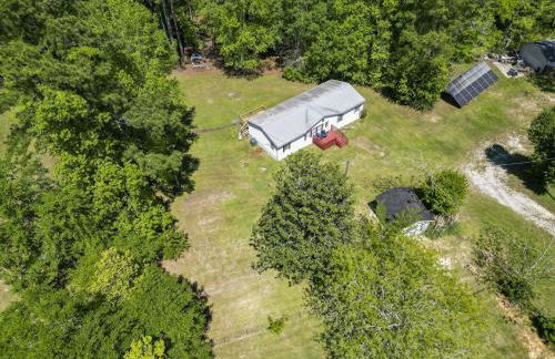 Spacious 2BR Retreat-10 minutes to the Beach! Pet Friendly! - Foto 42