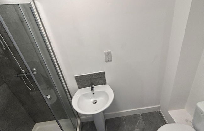 Lovely 1-bed Apartment in Salford - Foto 5