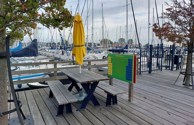 Luxury Houseboat in Volendam Marina - Foto 27