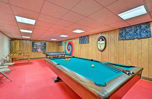 Family Winter Retreat with Hot Tub 14 Mi to Slopes! - Foto 27