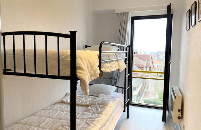 Modern Stay Near Shore - Photo 4