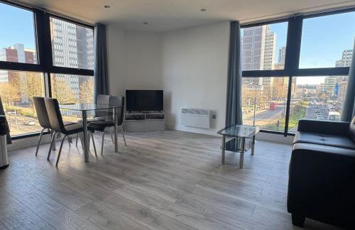 Alhambra House, Modern 2 Bed Flat - F2 - Foto 18