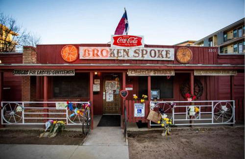 Zilker Home 3 Bedroom 2 Bath with Backyard - Foto 15