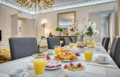 Galeries LaFayette - 7 bedrooms - lift - aircon - Foto 18