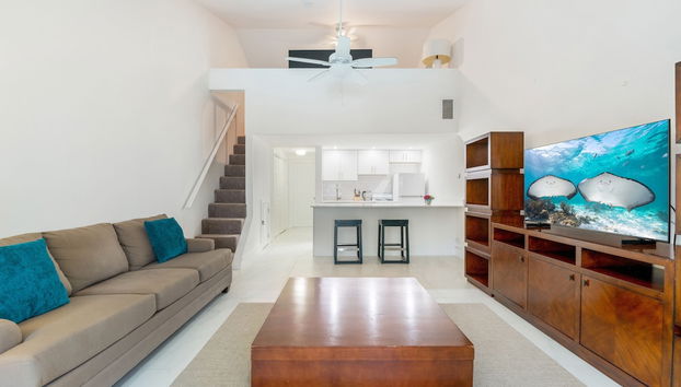 Perfectly Located in the Heart of Seven Mile Beach by RedAwning - Foto 5, Zona de estar