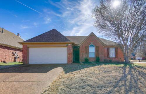 Walk to the Greenline Sleek Cordova Home with Patio - Foto 24