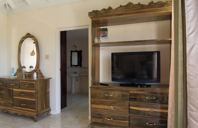 Hatfield South Villa - Photo 12