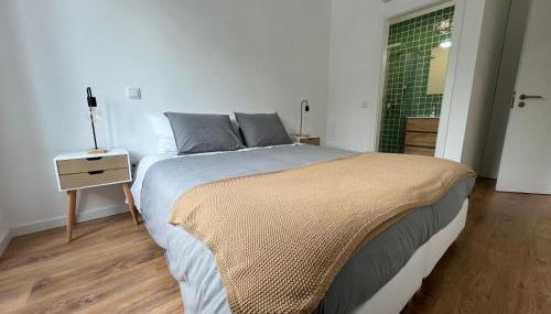 Janelas da Praça - Foto 1