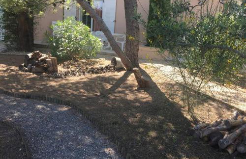 Anduze Gîte Les Lauriers au "Petit Clos des Cigales" - Foto 3