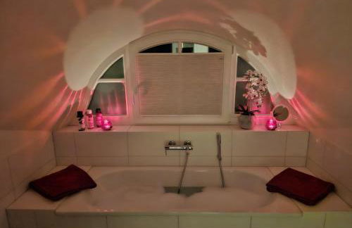 Modernes Reetdach-Ostseeferienhaus Bella Mare, Insel Usedom mit Sauna, Kamin & Sonnenterrasse - Foto 30