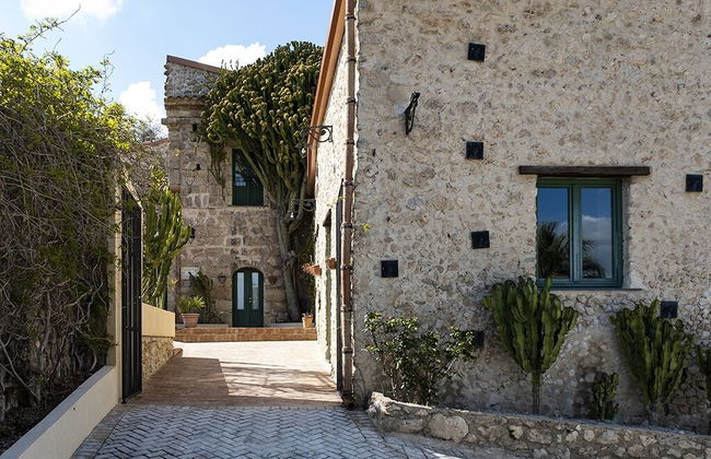 Agriturismo Baglio LÃ uria - Photo 1