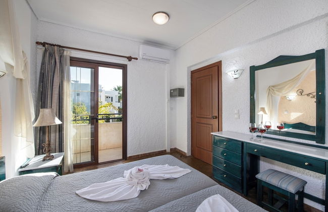 Hotel Castle Suites - Photo 77