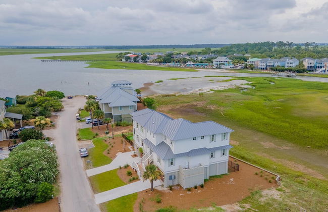 Stunning 4BR Vacation Rental With Private Pool, Spa, & Resort Club Cards - Photo 78